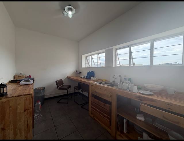 655M² WAREHOUSE TO LET IN BLACKHEATH INDUSTRIAL